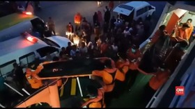 VIDEO: Korban Tewas KM Fungka Dievakuasi, Tujuh Masih Hilang