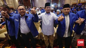 Jelang Debat, Prabowo Diskusi dengan Zulkifli Hasan