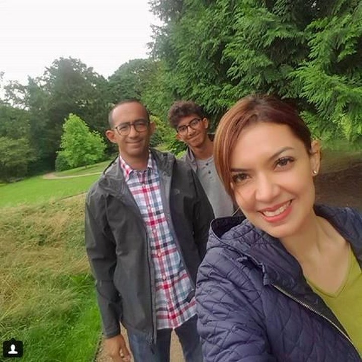 <p>Najwa Shihab memiliki anak semata wayang, Ibrahim Assegaf atau Izzat. Umur Izzat sekarang 17 tahun, Bun. (foto: Instagram @najwashihab)</p>