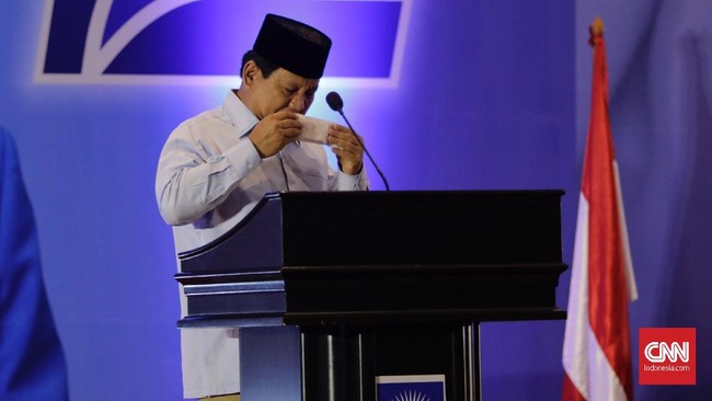 Capres nomor urut 02 Prabowo Subianto disebut terserang flu ringan sejak beberapa hari terakhir sehingga hanya beraktifitas di rumahnya di kawasan Hambalang.