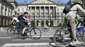 Menjangkau Brussels-Amsterdam Lebih Ramah Lingkungan