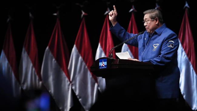 Pengurus DPP PKS, Suhud Alynudin mengklaim koalisi partai pendukung Prabowo-Sandi masih solid, meski di permukaan terlihat riak yang ditampilkan Demokrat.