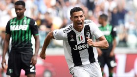 FOTO: Ronaldo Rayakan Gol Perdana di Juventus