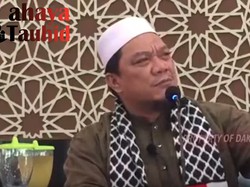 Innalillahi, Ustaz Yahya Waloni Meninggal Saat Khotbah di Masjid Makassar