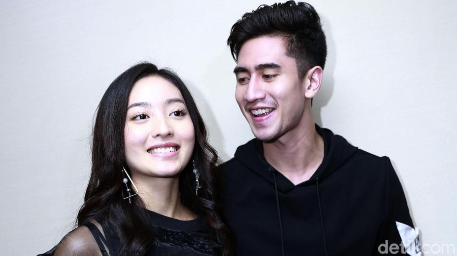 Verrell Bramasta dan Natasha Wilona Verrell Bramasta dan Natasha Wilona saat ditemui di Kemang.