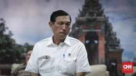 Luhut Targetkan PPLN Bebas Masuk RI Tanpa Karantina Mulai 1 April 2022
