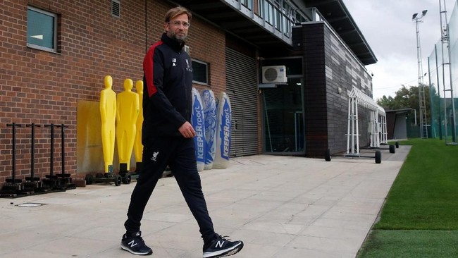 Juergen Klopp mengaku semakin dikenal banyak orang dan aktor pemeran James Bond, Daniel Craig, menjadi salah satu fan Liverpool yang ingin bertemu dengannya.