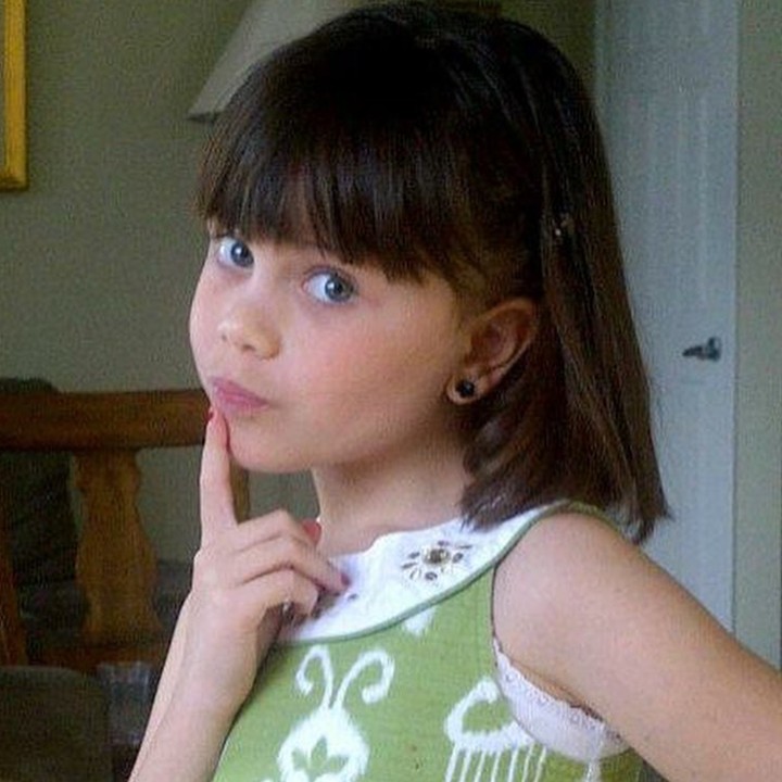 <p>Aih, menggemaskan banget sih Manuella saat masih kecil. (Foto: Instagram/ @sophia_latjuba88)  </p>
