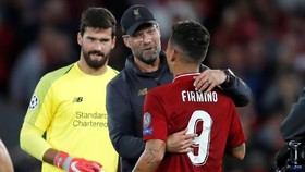 FOTO: Drama Kemenangan Liverpool dan Kontroversi Salah