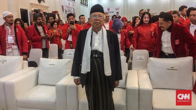 MUI selama ini disebut tak pernah berkait dengan politik praktis. Membawahi banyak organisasi, PAN menilai tidak elok jika Ketua Umumnya berpolitik.