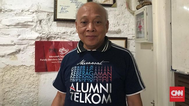Garuda Sugardo, Mimpi Mustahil Agar Tukang Sayur Pakai Ponsel Garuda Sugardo mengembangkan sistem seluer GSM pertama di Indonesia demi menghadang sinyal dari Singapura yang masuk ke Batam dan Bintan.