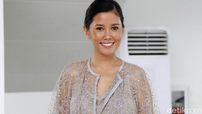 Artis di fashion show sapto djojokartiko
