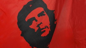 Seniman Poster Che Guevara Kesal Karyanya Dieksploitasi