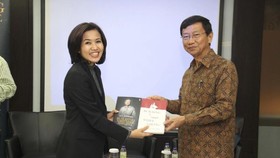 Kala Chairman Jababeka Berbagi Ilmu di Diskusi Buku