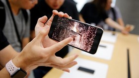 'Pendaratan' Trio iPhone dan Apple Watch 4 Sepi Pengantre