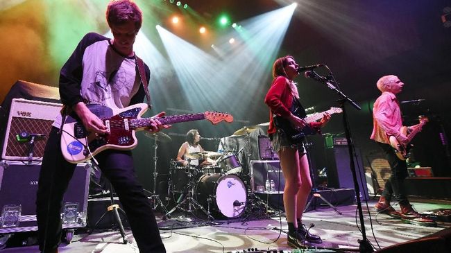 Wolf Alice berhasil mengalahkan musisi Inggris lain yang menjadi nominasi, yakni Arctic Monkeys dan Noel Gallagher.
