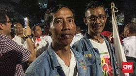 Kembaran Jokowi Nongol saat Ambil Nomor Urut di KPU
