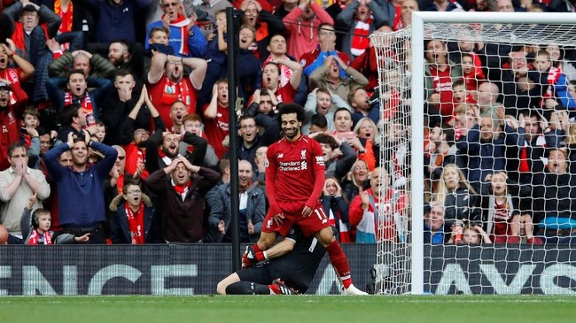 Liverpool unggul 3-0 atas Southampton di Stadion Anfield dalam lanjutan pertandingan Liga Primer Inggris, Sabtu (22/9).