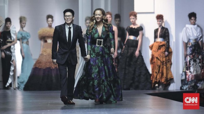 FOTO: Cromia, 'Berontak' ala Sebastian Gunawan