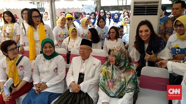 Perempuan Indonesia untuk Jokowi dan Kyai Ma'ruf Amin (IJMA) mendeklarasikan dukungan kepada Jokowi-Ma'ruf pada Sabtu (22/9).