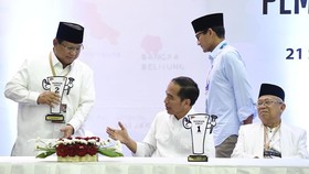 Ma'ruf dan Sandiaga Raih Penghargaan Muslim Inspiratif
