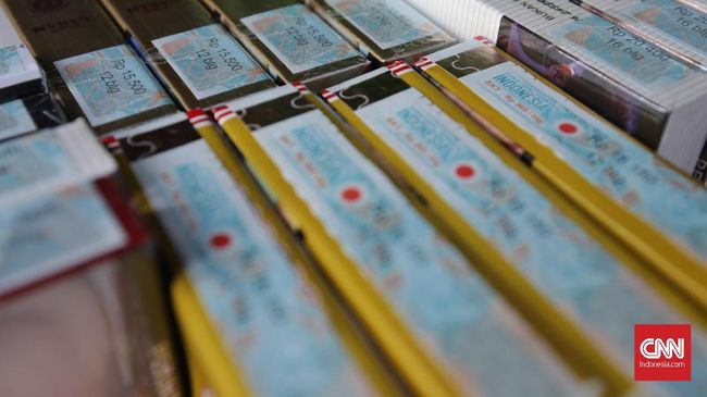 Produsen Khawatir Kenaikan Cukai Rokok Picu PHK Produsen rokok mengaku khawatir kenaikan cukai rokok akan memicu Pemutusan Hubungan Kerja (PHK). PHK dipicu oleh penurunan produksi rokok.