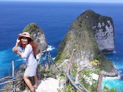 Pembangunan Lift Pantai Kelingking Bali Rampung 2024