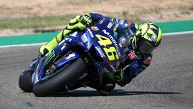Tampil Buruk, Rossi Tuntut Revolusi Yamaha