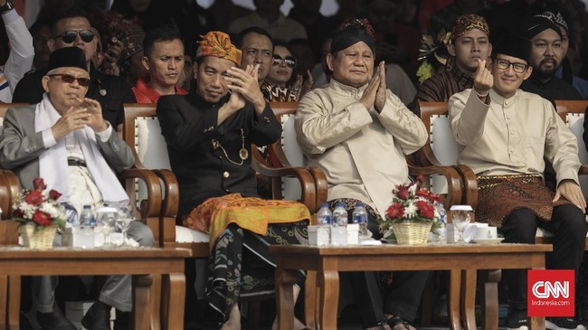 Ma'ruf Amin dijadwalkan akan kembali melakukan kunjungan ke Jawa Timur. Berbeda dengan Ma'ruf, Sandiaga Uno hari ini dijadwalkan berkegiatan di Jakarta.