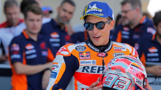 Ketegangan antara Jorge Lorenzo dengan Marc Marquez mulai mereda setelah The Baby Alien menelepon pebalap Ducati itu pada Senin (24/9).