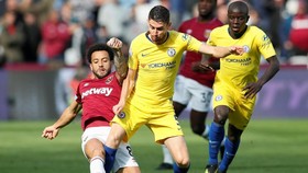Jorginho Tak Khawatir Ditinggal Sarri