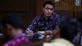 Zumi Zola Akui Terima Mobil Alphard dari Pengusaha