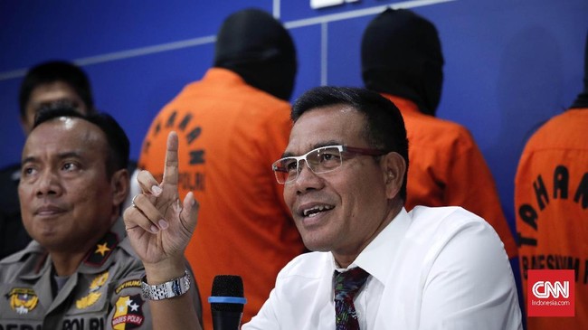 Perusahaan pembiayaan milik Grup Columbia, PT Sunprima Nusantara Pembiayaan (SNP) Finance, diduga merugikan 14 bank sekitar Rp14 triliun dalam pendanaan kredit.