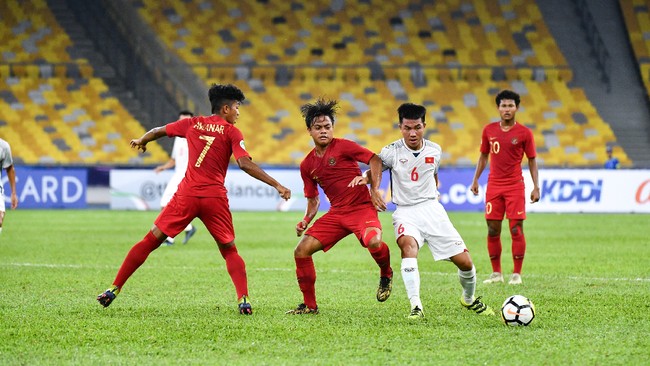 Timnas Indonesia U-16 akan menghadapi India di Stadion Bukit Jalil pada laga ketiga Grup C Piala Asia U-16 2018. Berikut jadwal siaran langsung laga tersebut.