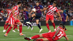 10 Pemain Barcelona Ditahan Imbang Girona