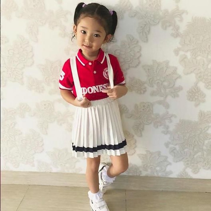 <p> Gaya berpakaian Bilqis bikin gemas maksimal! (Foto: Instagram @ayutingting92) <br /><br /></p>
