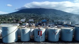 Aksi Greenpeace 'Membajak' Kilang Minyak Sawit Wilmar