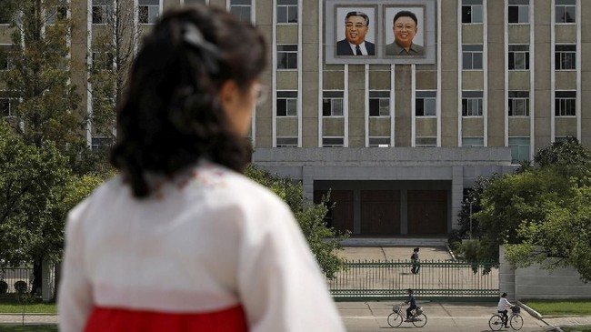 Lembaga pemantau HAM berbasis di New York, Amerika Serikat, HRW membeberkan bagaimana para aparat di Korea Utara melakukan pelecehan seksual.