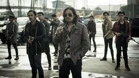Timo Tunggu Netflix untuk Garap Sekuel The Night Comes for Us