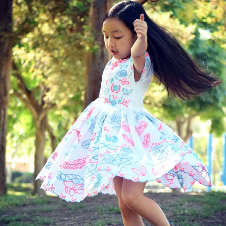Aih lincah banget ya Malea Emma. (Foto: Instagram/maleaemma)