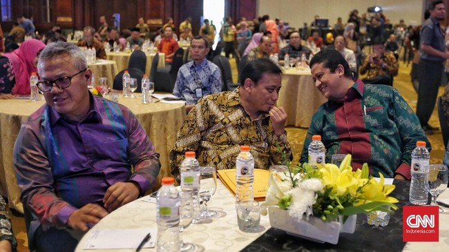 Ketua Bawaslu Abhan mengimbau publik agar bersabar menunggu hasil penghitungan suara KPU yang akan diumumkan pada 22 Mei 2019.