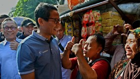 Sandiaga Kunjungi Sentra Getuk dan Batik, Prabowo di Jakarta
