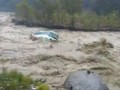 VIDEO: Satu Bus Hanyut Akibat Banjir Bandang di India