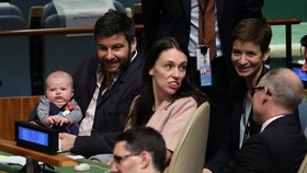 Bawa Bayi ke PBB, PM Selandia Baru Jadi Pusat Perhatian
