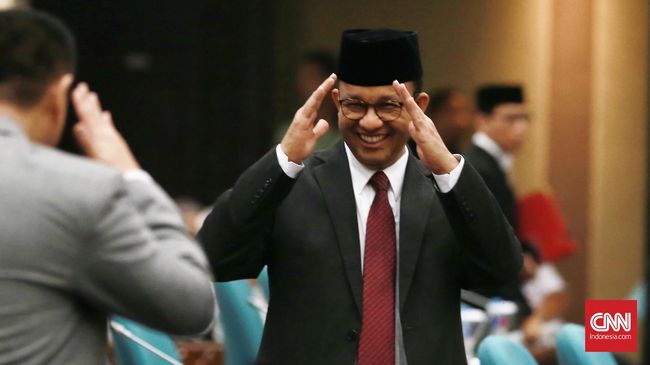 Cegah Pegawai Pulang Cepat, Anies Mundurkan Jam Bus Jemputan Cegah Pegawai Pulang Cepat, Anies Mundurkan Jam Bus Jemputan