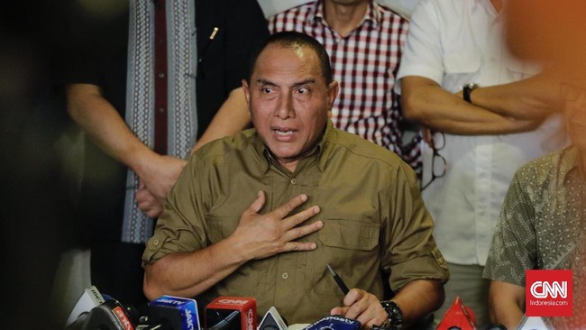 Ketua Umum PSSI Edy Rahmayadi menanggapi mundurnya Hidayat dari Komite Eksekutif (Exco) PSSI terkait dugaan suap pengaturan skor.