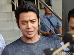 KPAI Kecam Kriss Hatta Pacari Anak Usia 14 Tahun