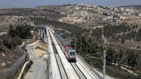 FOTO: Kereta Cepat Israel Beroperasi di Yerusalem