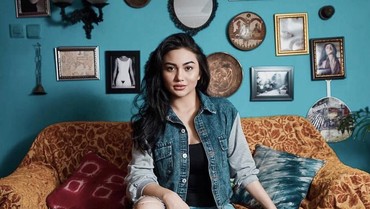 img-title Mantan Kekasih Lamaran, Ini Reaksi Hangat Ariel Tatum