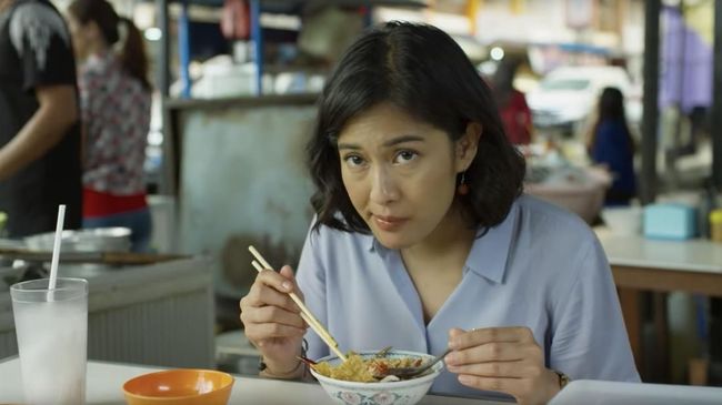 'Aruna & Lidahnya' menambah deretan film yang memiliki tema kuliner. Namun mereka bukan cuma bahas soal makanan, tapi ada banyak bumbu di dalamnya.